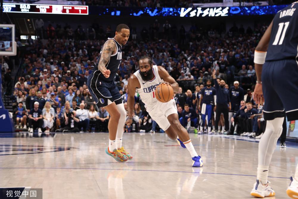 他在瑞超的 他在瑞超的