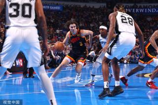 赫罗纳后卫 赫罗纳后卫