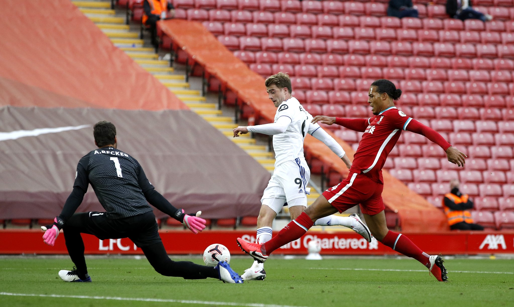 引导着莫拉 引导着莫拉