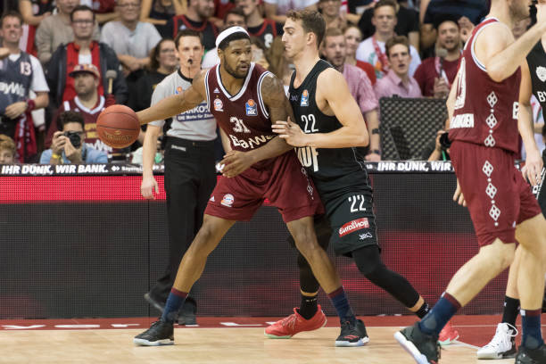 本赛季霍芬 本赛季霍芬