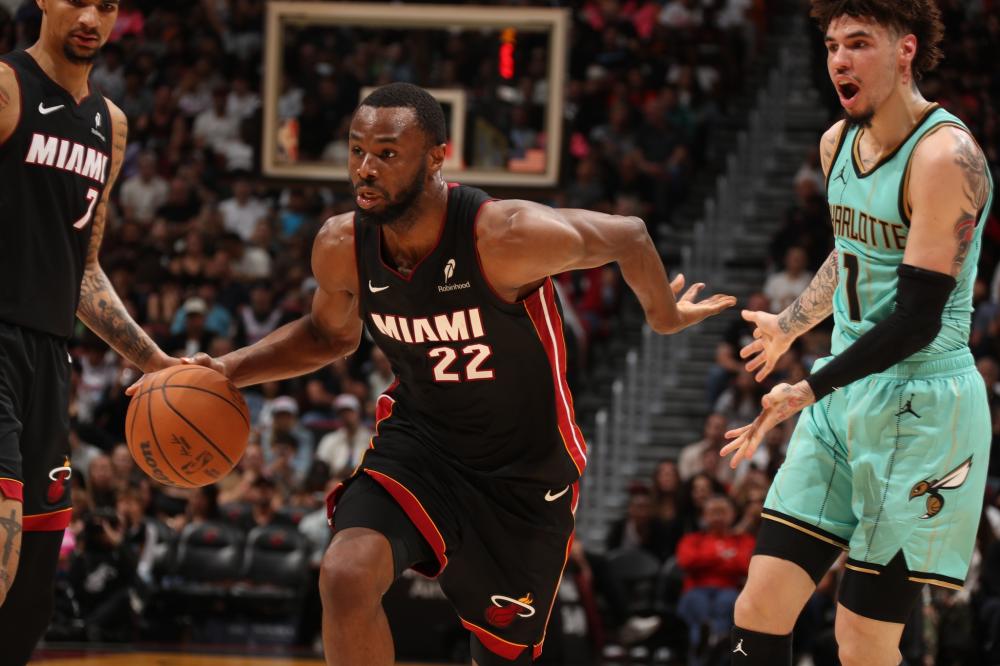 赛的一大亮 赛的一大亮