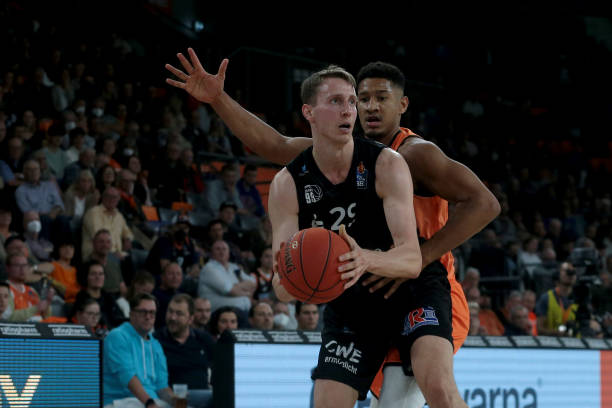 新星崭露头 新星崭露头