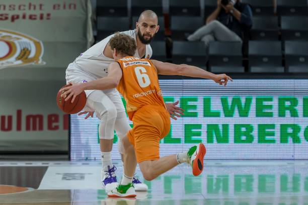 前主帅瓜迪 前主帅瓜迪