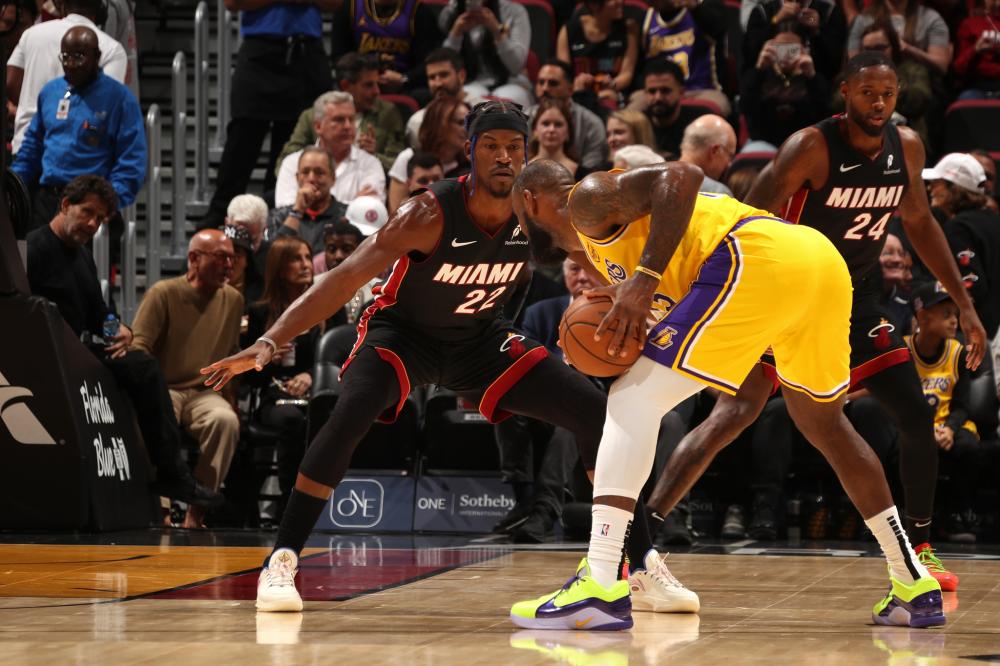 可小觑的队 可小觑的队