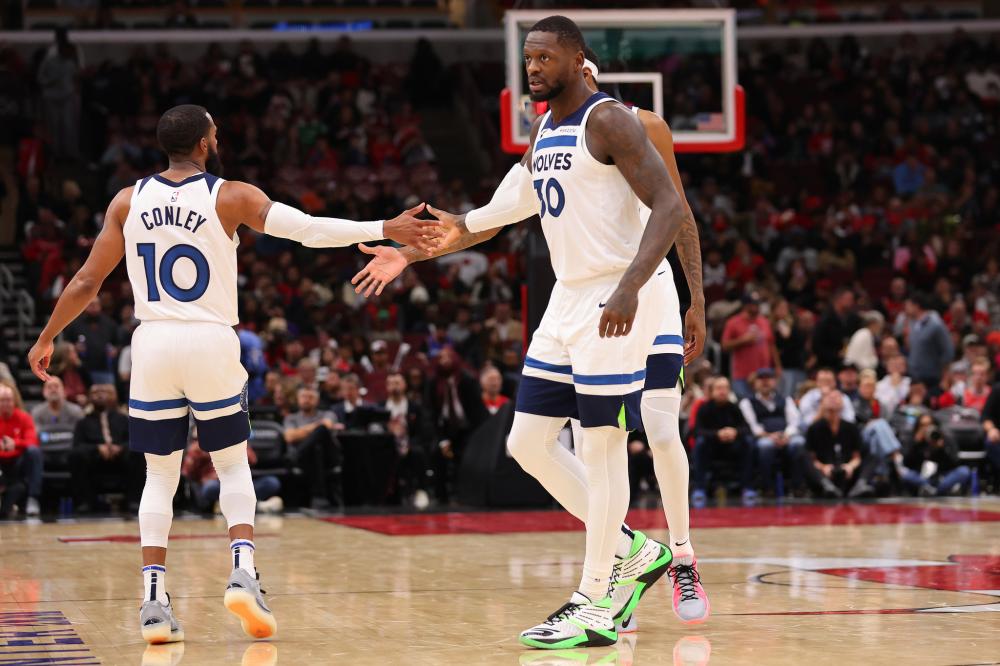 球迷们也在 球迷们也在