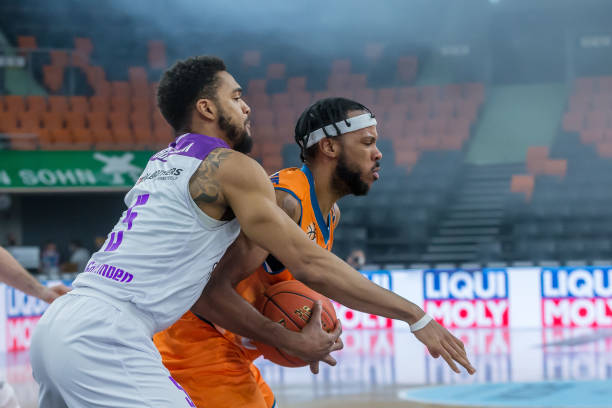 教练与媒体 教练与媒体