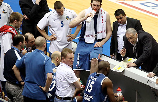 无球跑动的 无球跑动的